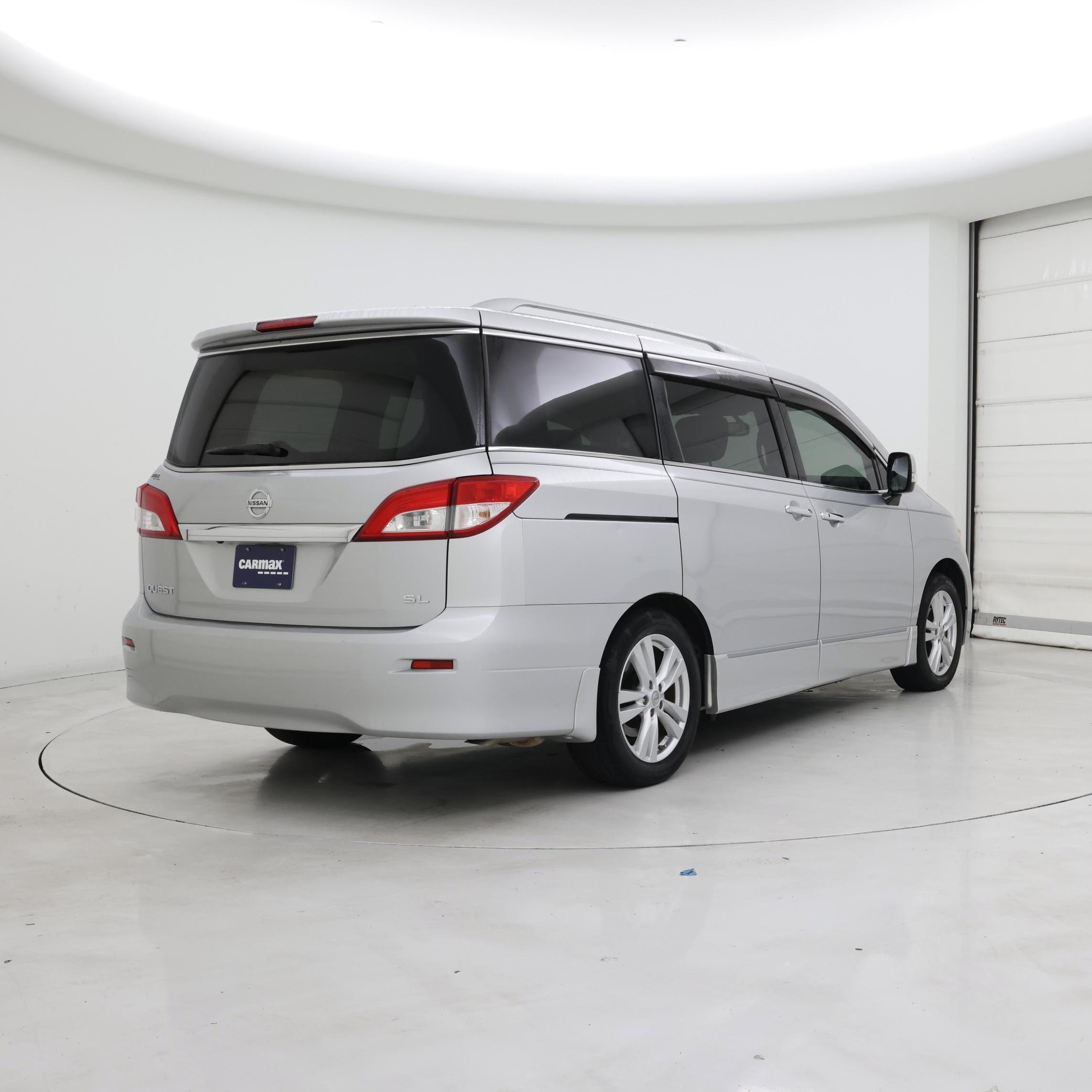 Thumbnail: 2016 Nissan Quest - 8