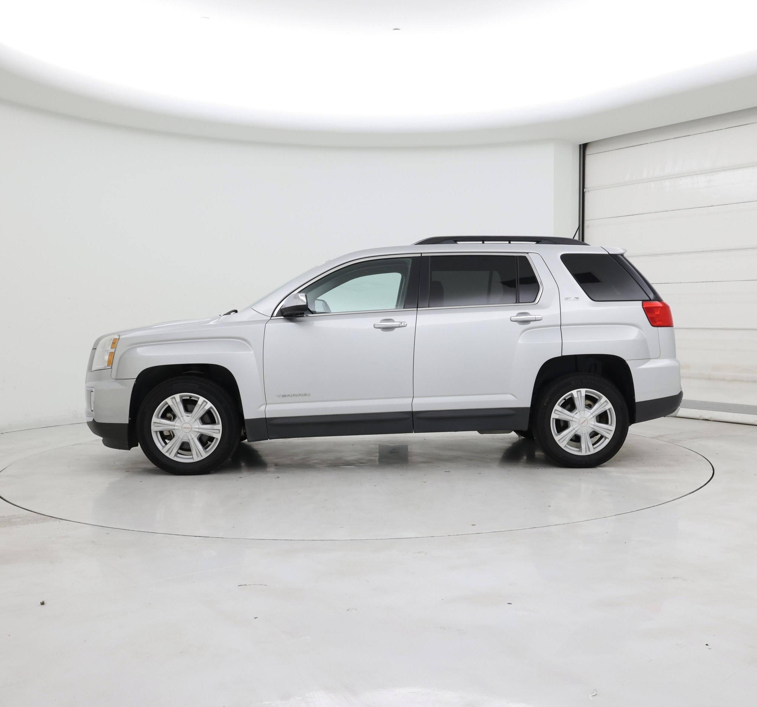 Thumbnail: 2017 GMC Terrain - 3