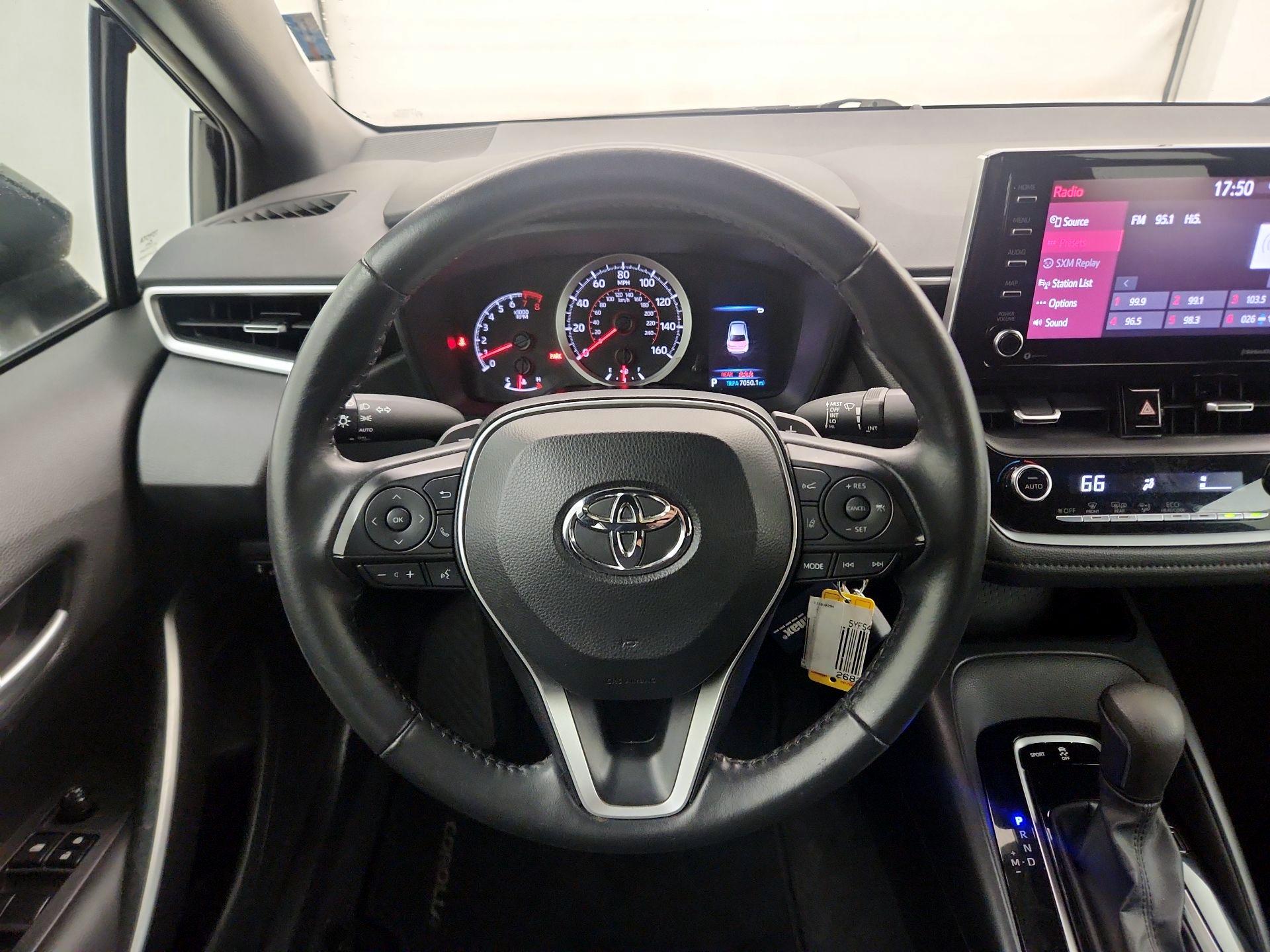 Thumbnail: 2021 Toyota Corolla - 10