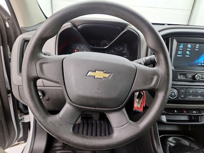 Steering Wheel & Instrument Cluster (On)