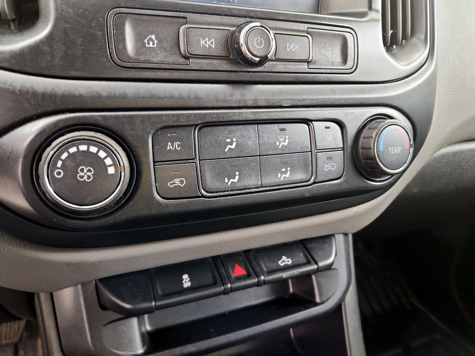 Thumbnail: 2018 Chevrolet Colorado - 15