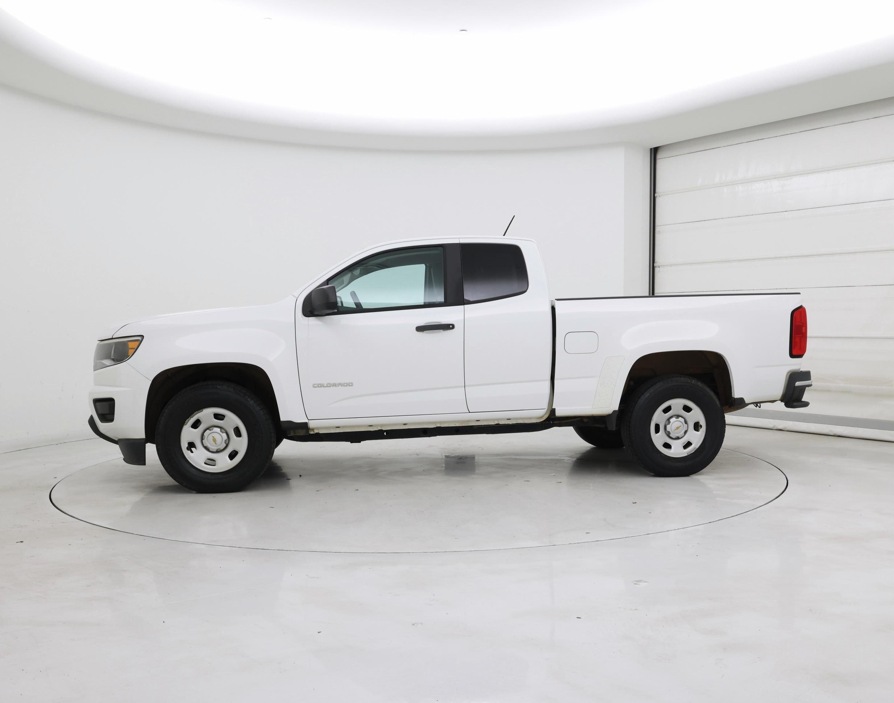 Thumbnail: 2018 Chevrolet Colorado - 3