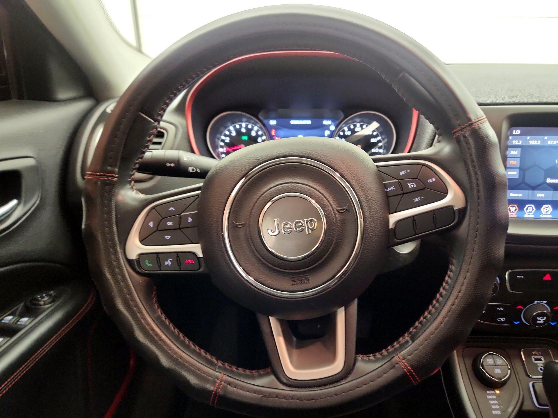 Thumbnail: 2019 Jeep Compass - 10