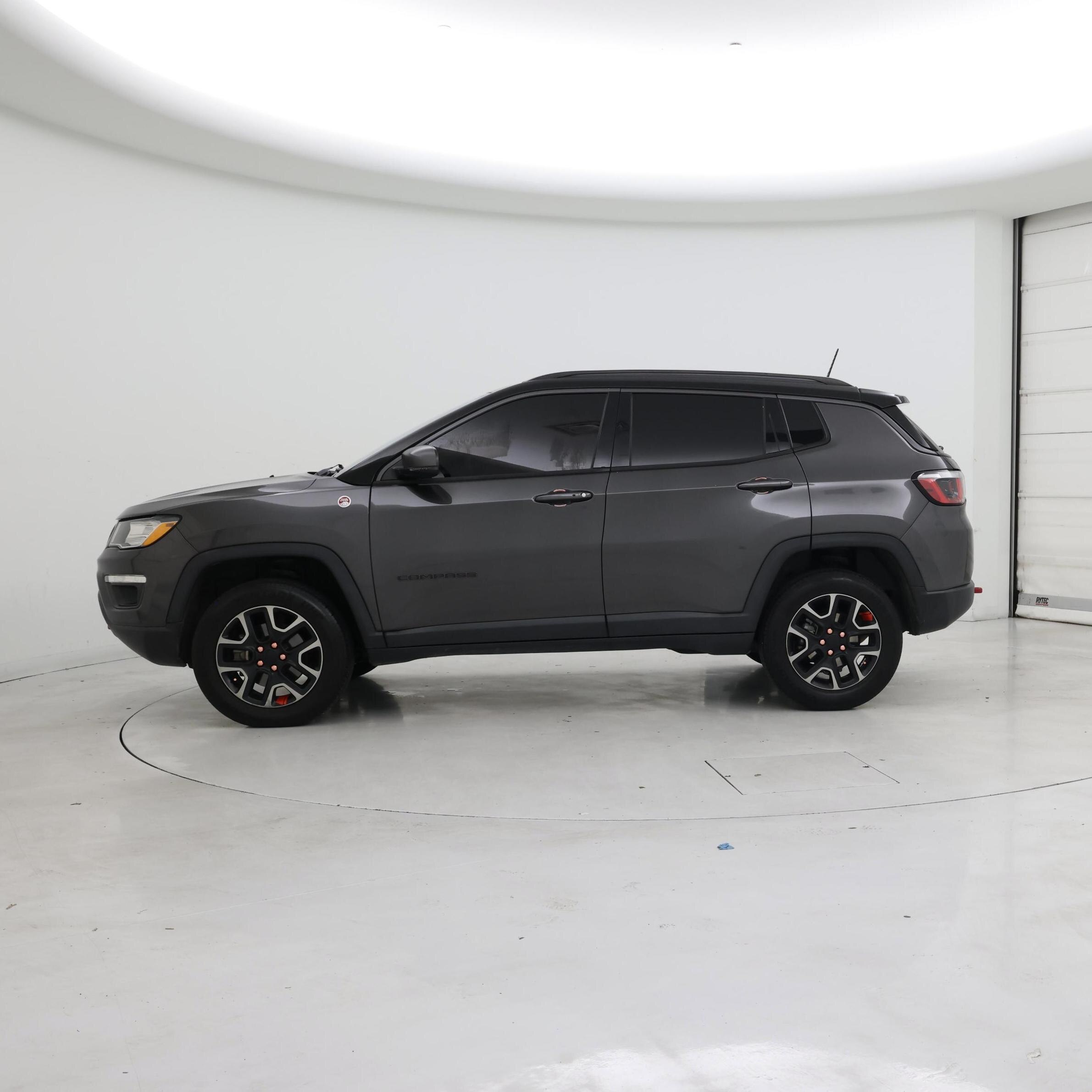 Thumbnail: 2019 Jeep Compass - 3