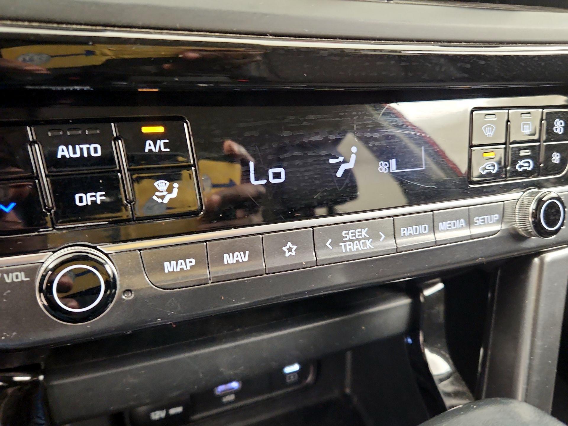 Thumbnail: 2024 Kia Seltos - 17