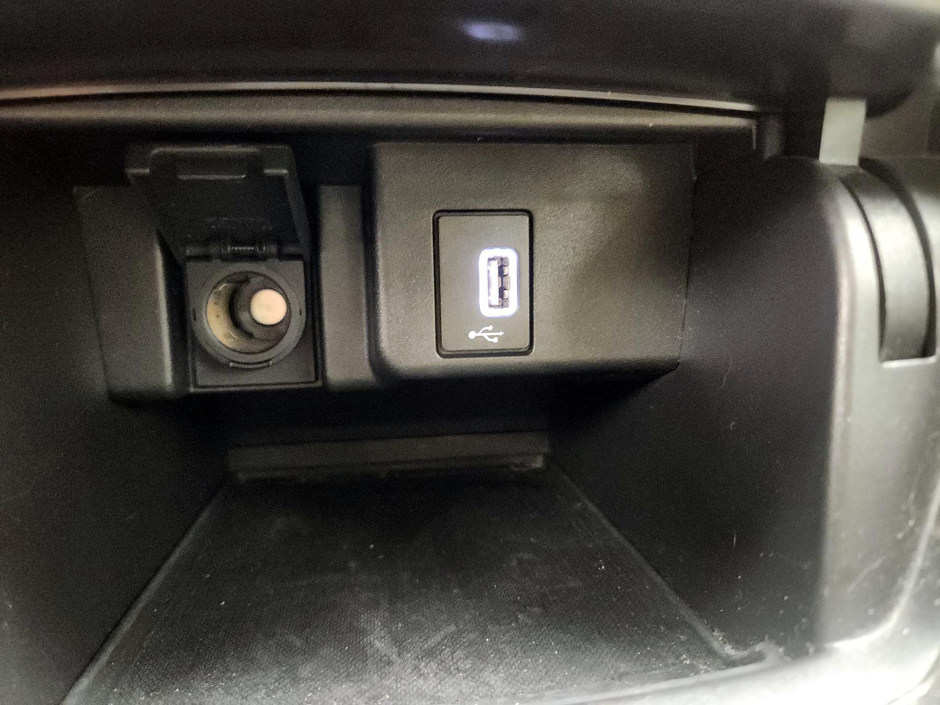 Thumbnail: 2018 Honda Accord - 18