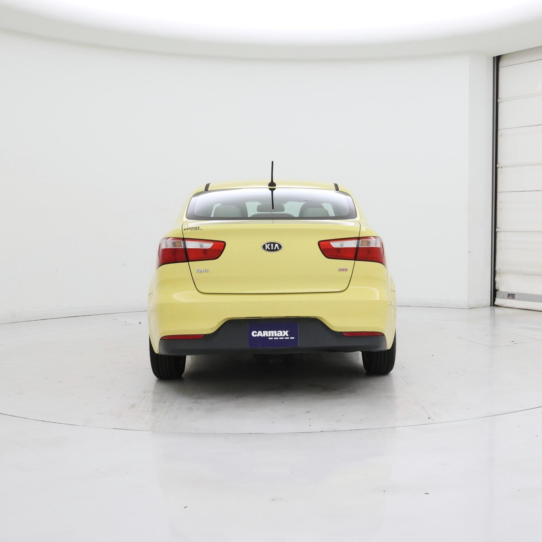 Thumbnail: 2016 Kia Rio - 6