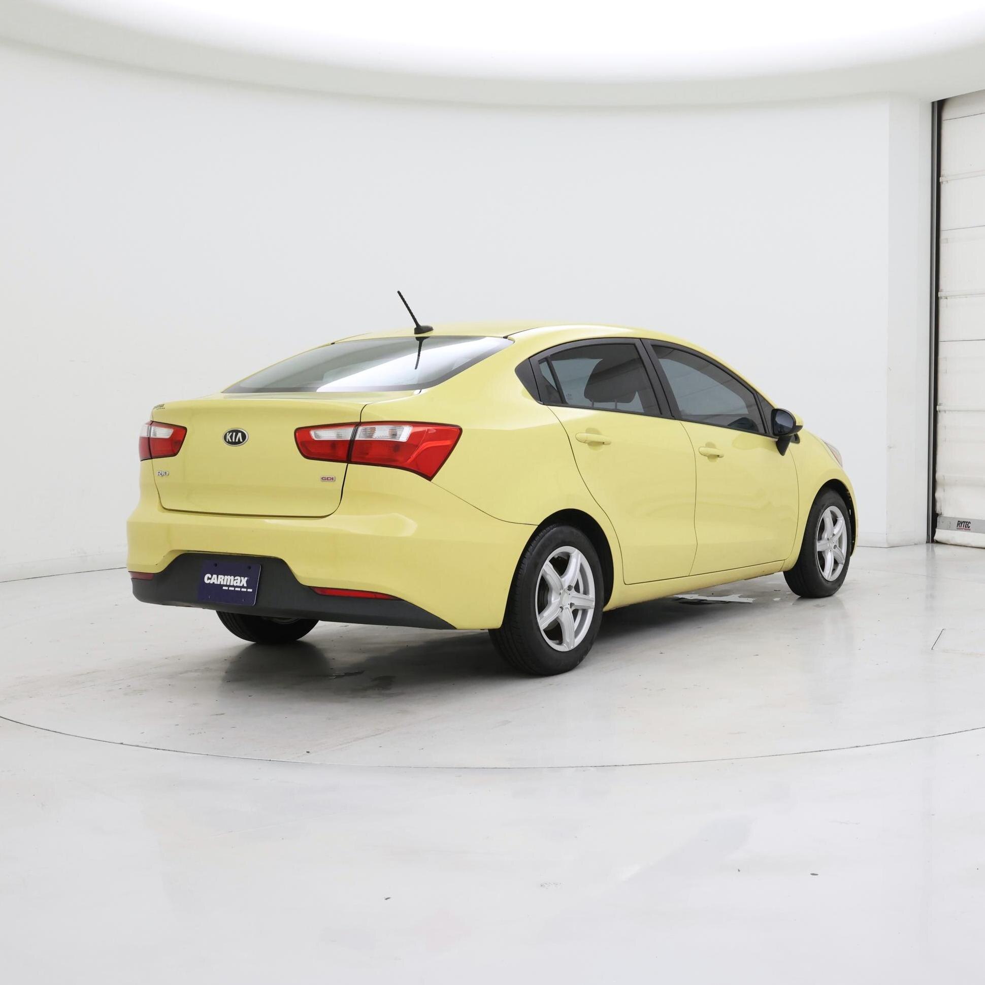 Thumbnail: 2016 Kia Rio - 8