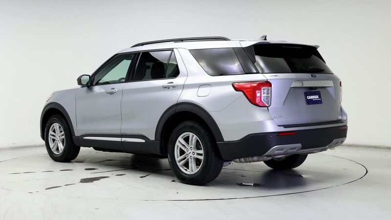 2023 Ford Explorer XLT 2