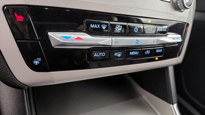 2023 Ford Explorer XLT 16