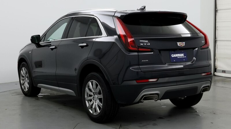 2023 Cadillac XT4 Premium Luxury 2