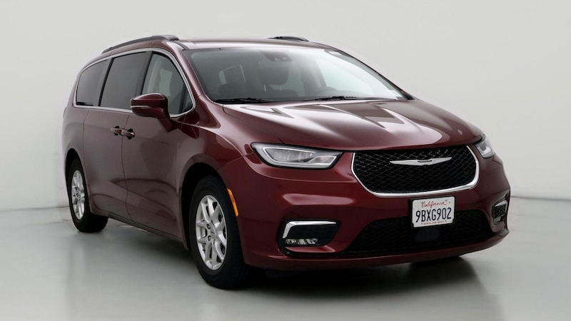 2022 Chrysler Pacifica Touring L Hero Image