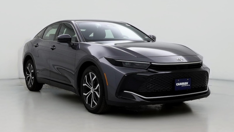 2024 Toyota Crown XLE Hero Image