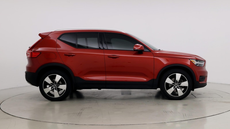 2019 Volvo XC40 T5 Momentum 7