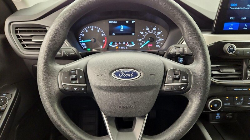 2022 Ford Escape SE 10