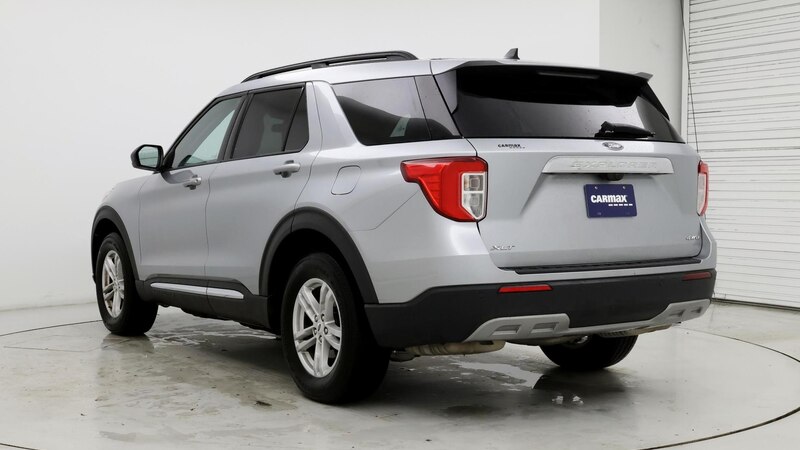 2023 Ford Explorer XLT 2