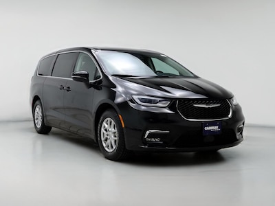 2023 Chrysler Pacifica Touring L -
                Denver, CO