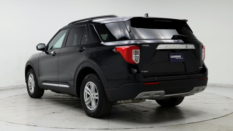 2023 Ford Explorer XLT 2