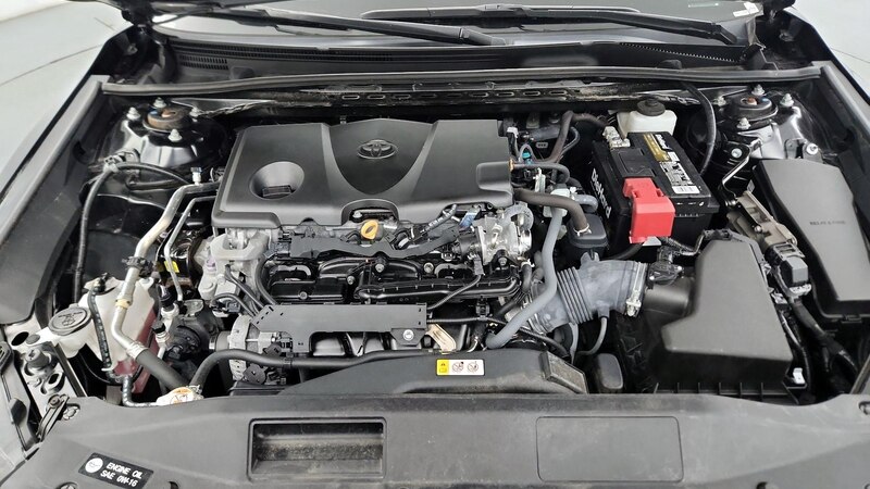 2021 Toyota Camry SE 21
