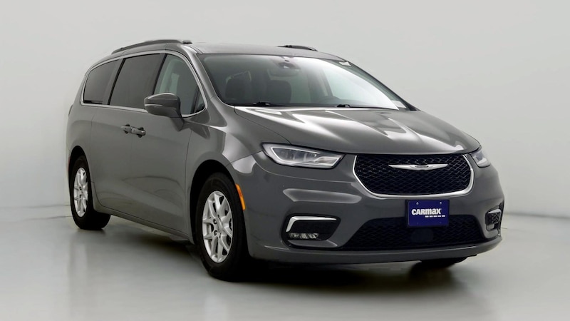 2022 Chrysler Pacifica Touring L Hero Image