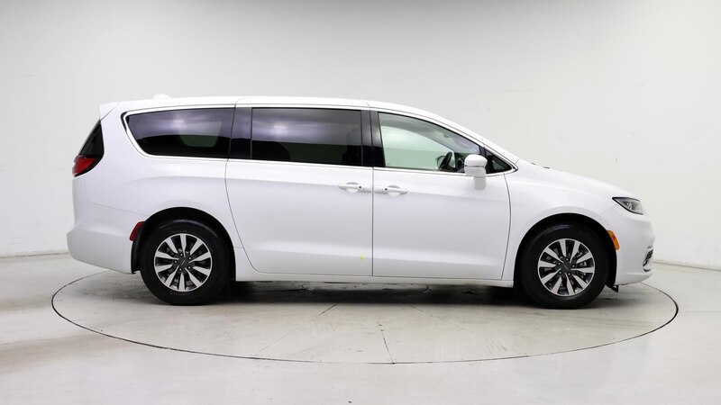 2022 Chrysler Pacifica Hybrid Touring L 7