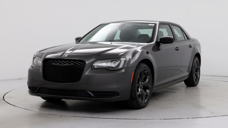 2022 Chrysler 300 Touring 4