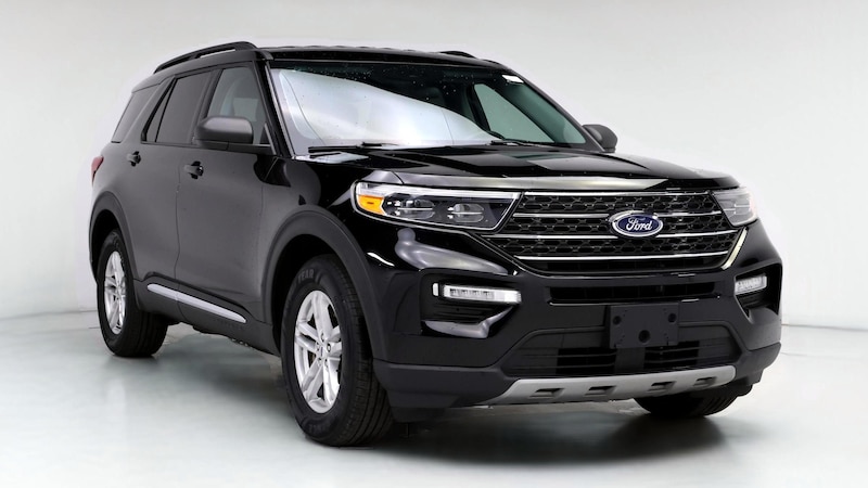 2023 Ford Explorer XLT Hero Image