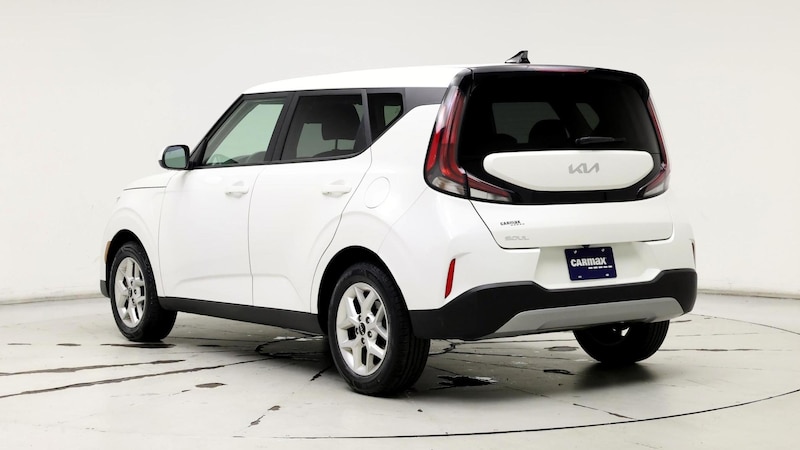 2023 Kia Soul LX 2