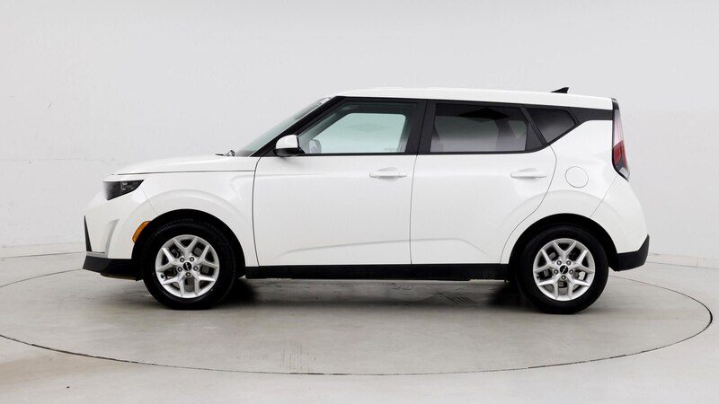 2023 Kia Soul LX 3