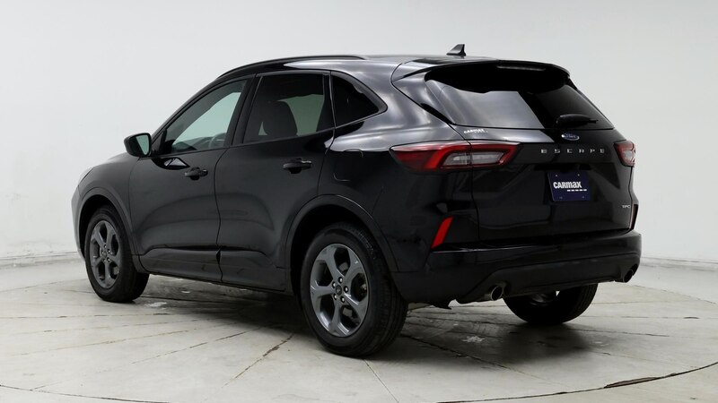 2023 Ford Escape ST-Line 2