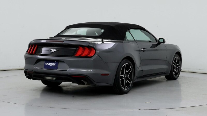 2022 Ford Mustang  8