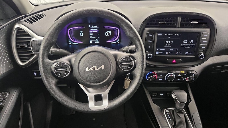 2023 Kia Soul LX 10