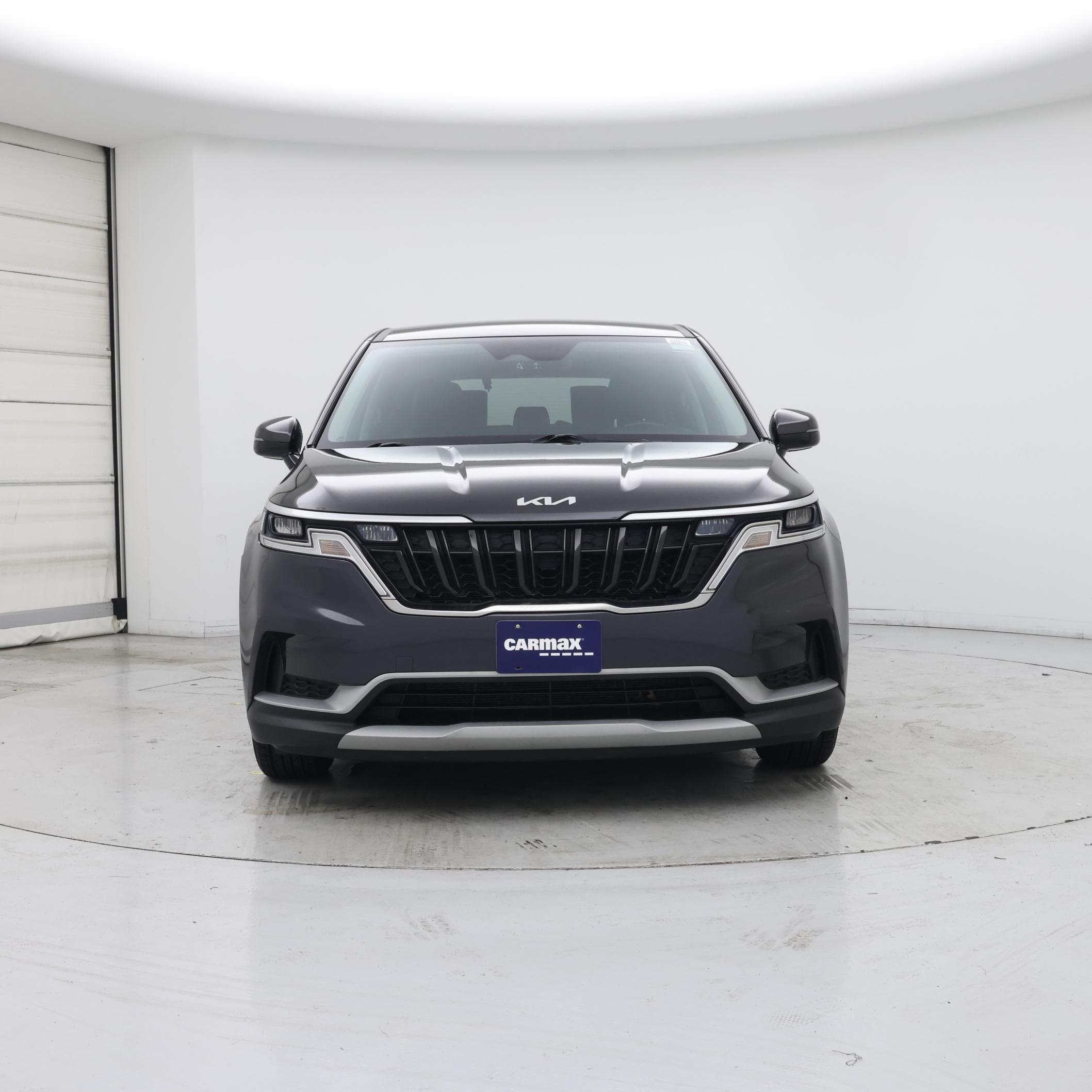 Thumbnail: 2023 Kia Carnival - 5