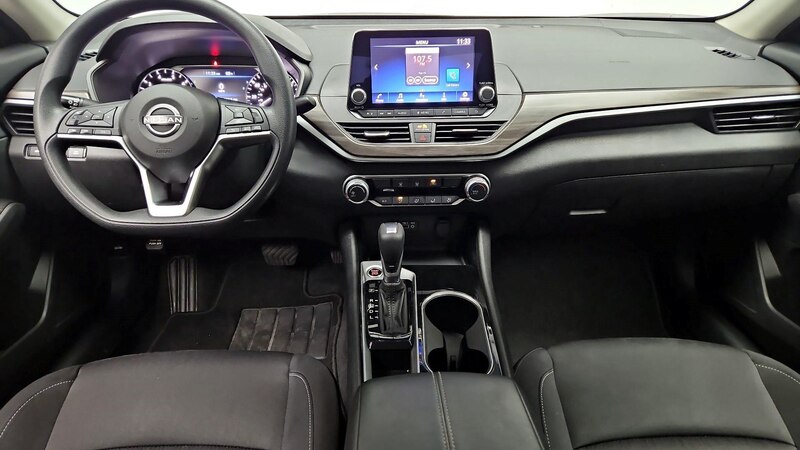 2024 Nissan Altima SV 9