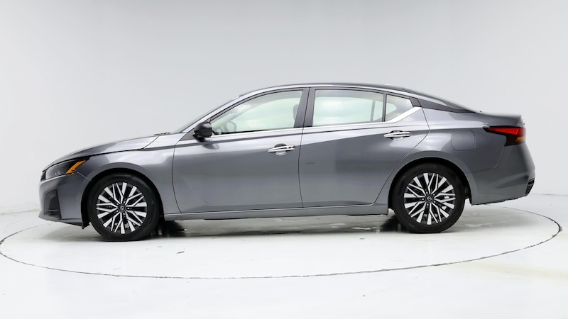 2024 Nissan Altima SV 3