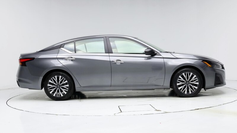 2024 Nissan Altima SV 7