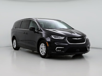 2023 Chrysler Pacifica Touring L -
                Winston-Salem, NC