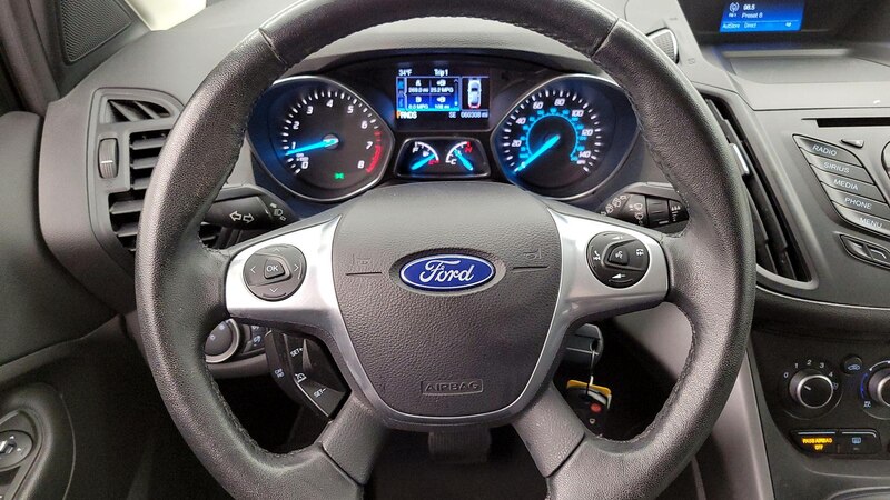 2016 Ford Escape SE 10