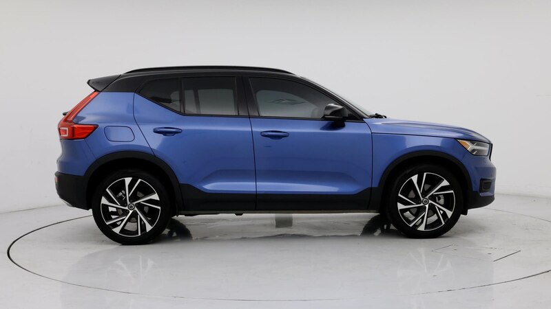 2020 Volvo XC40 T5 R-Design 7