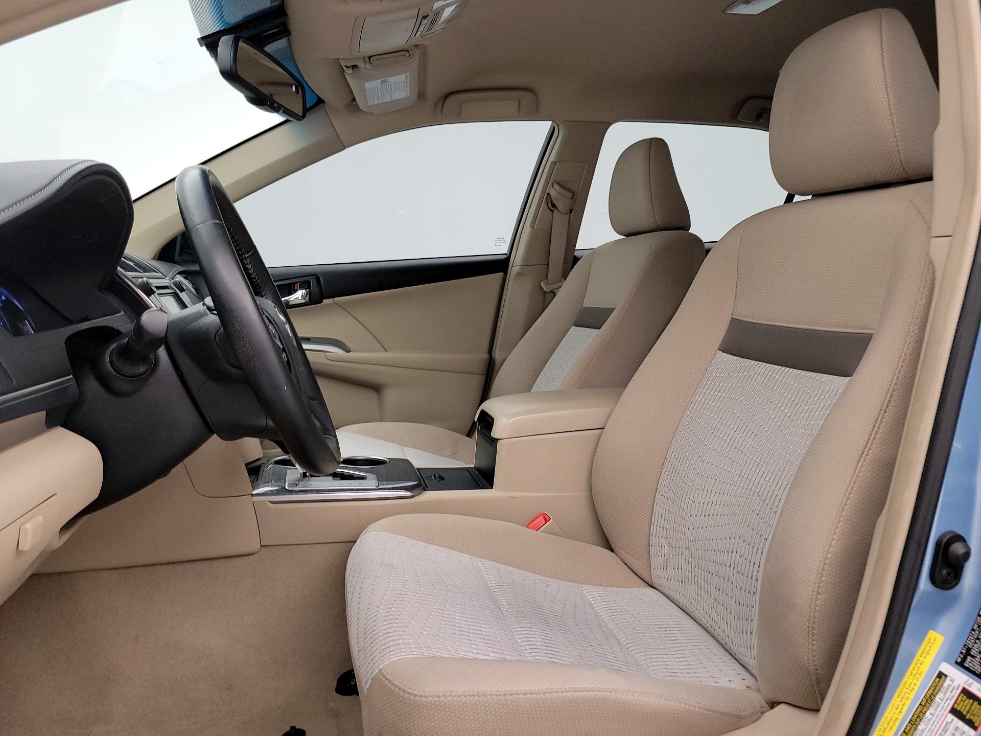 Thumbnail: 2013 Toyota Camry - 11