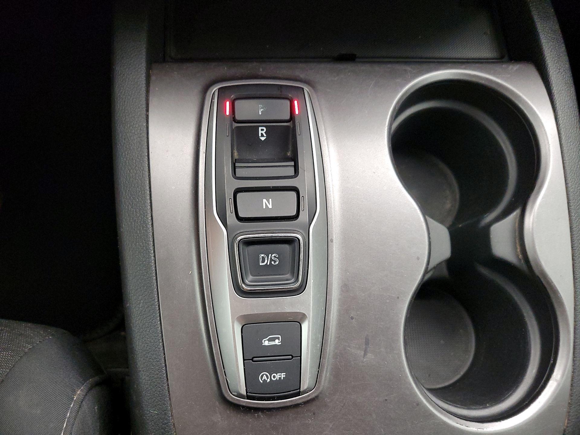 Thumbnail: 2019 Honda Passport - 17