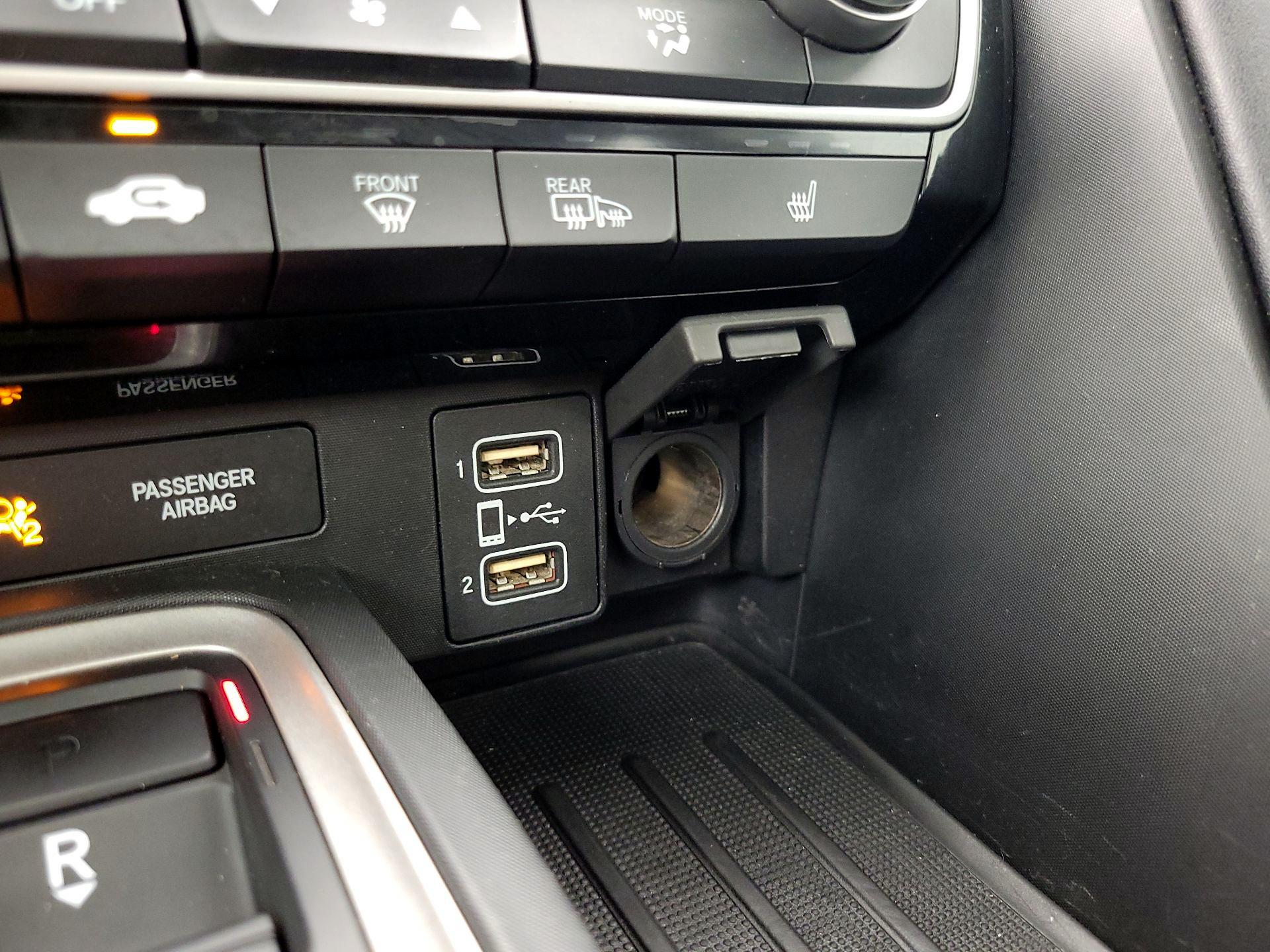 Thumbnail: 2019 Honda Insight - 18