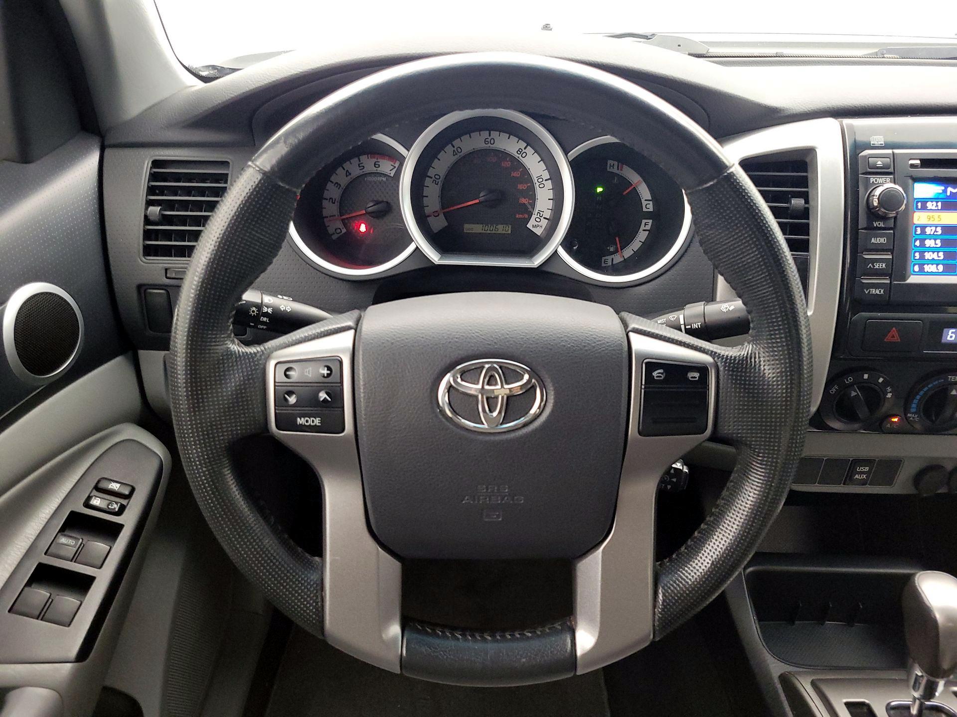 Thumbnail: 2013 Toyota Tacoma - 10