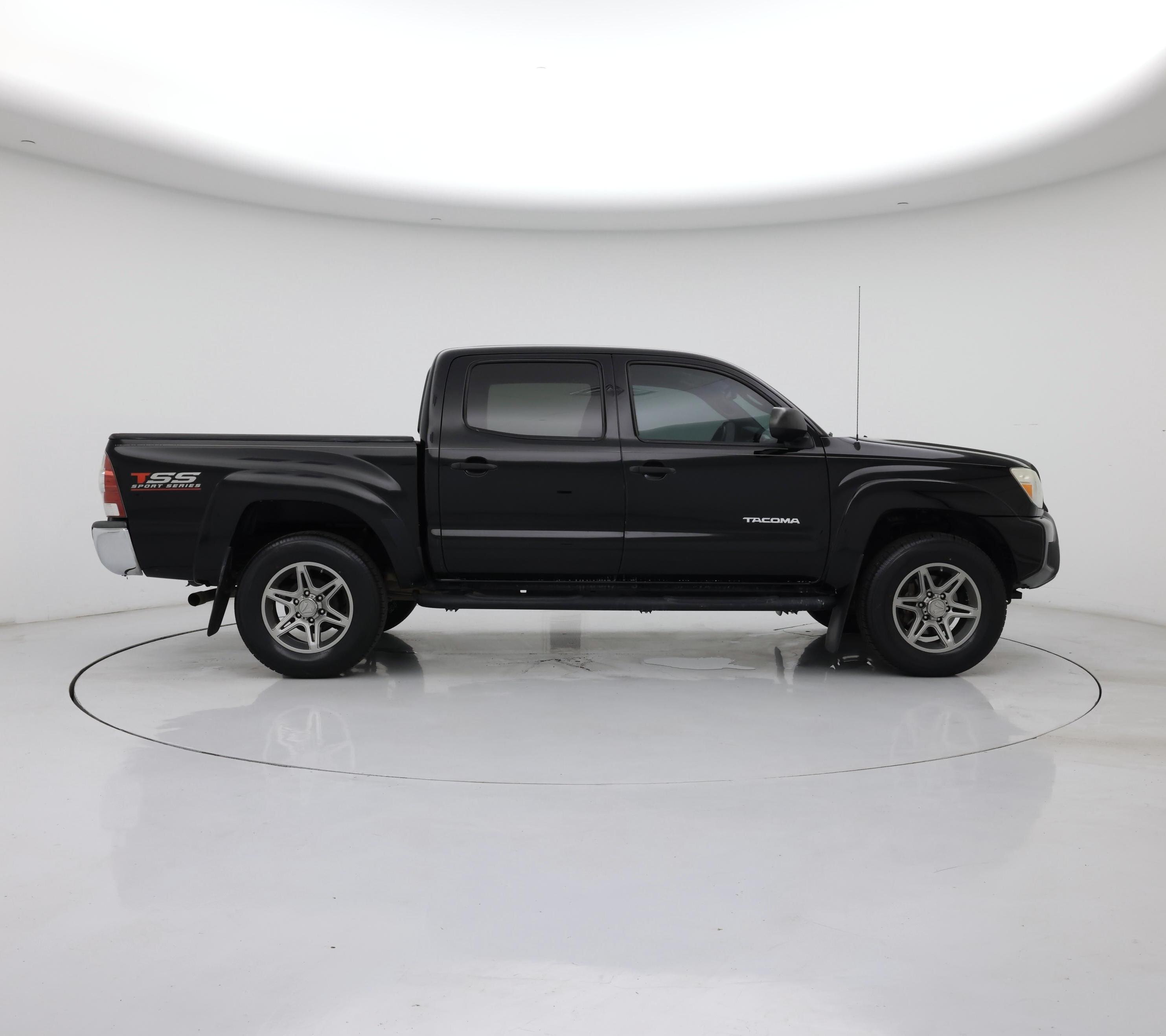 Thumbnail: 2013 Toyota Tacoma - 7