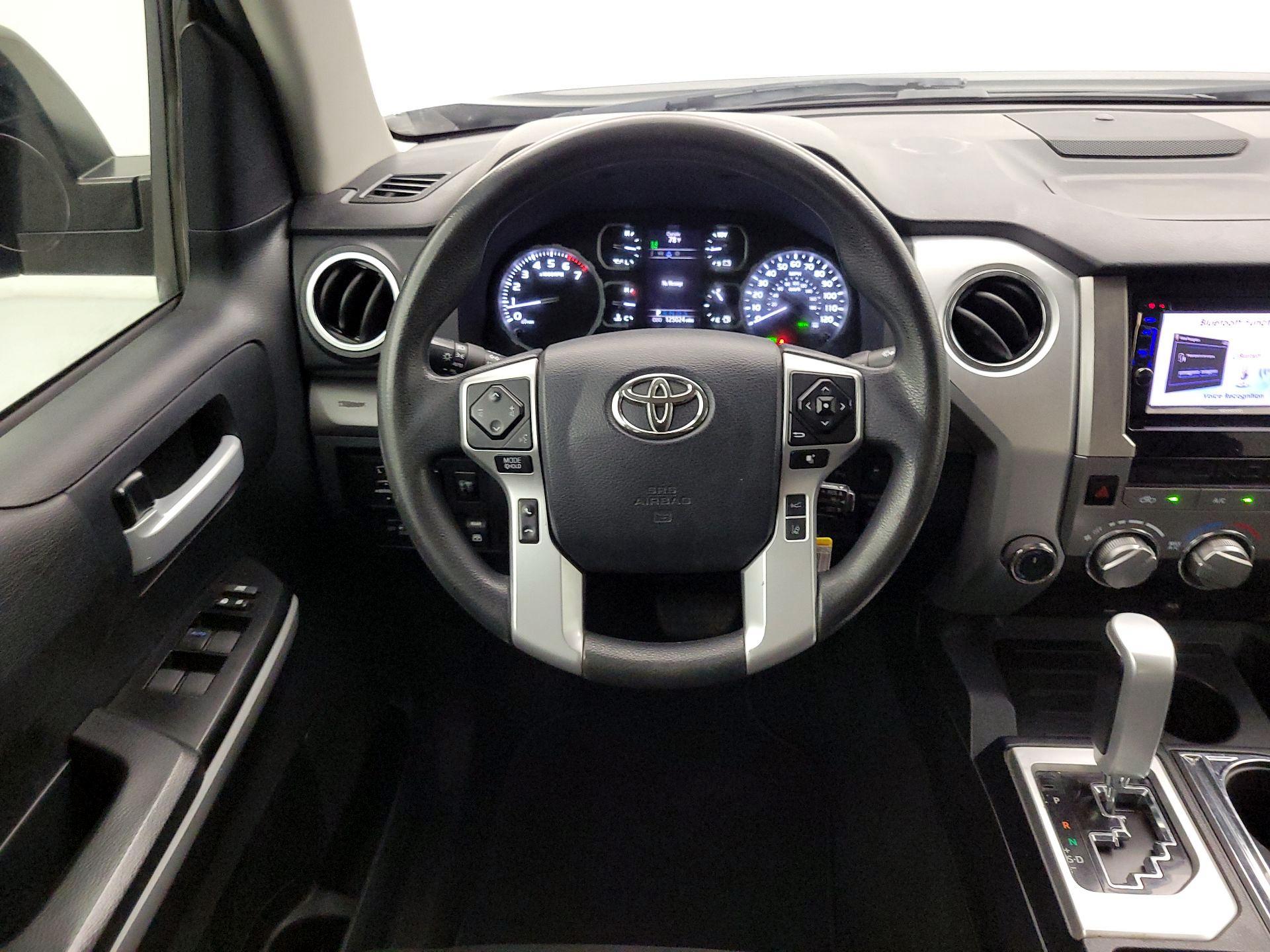 Thumbnail: 2018 Toyota Tundra - 10