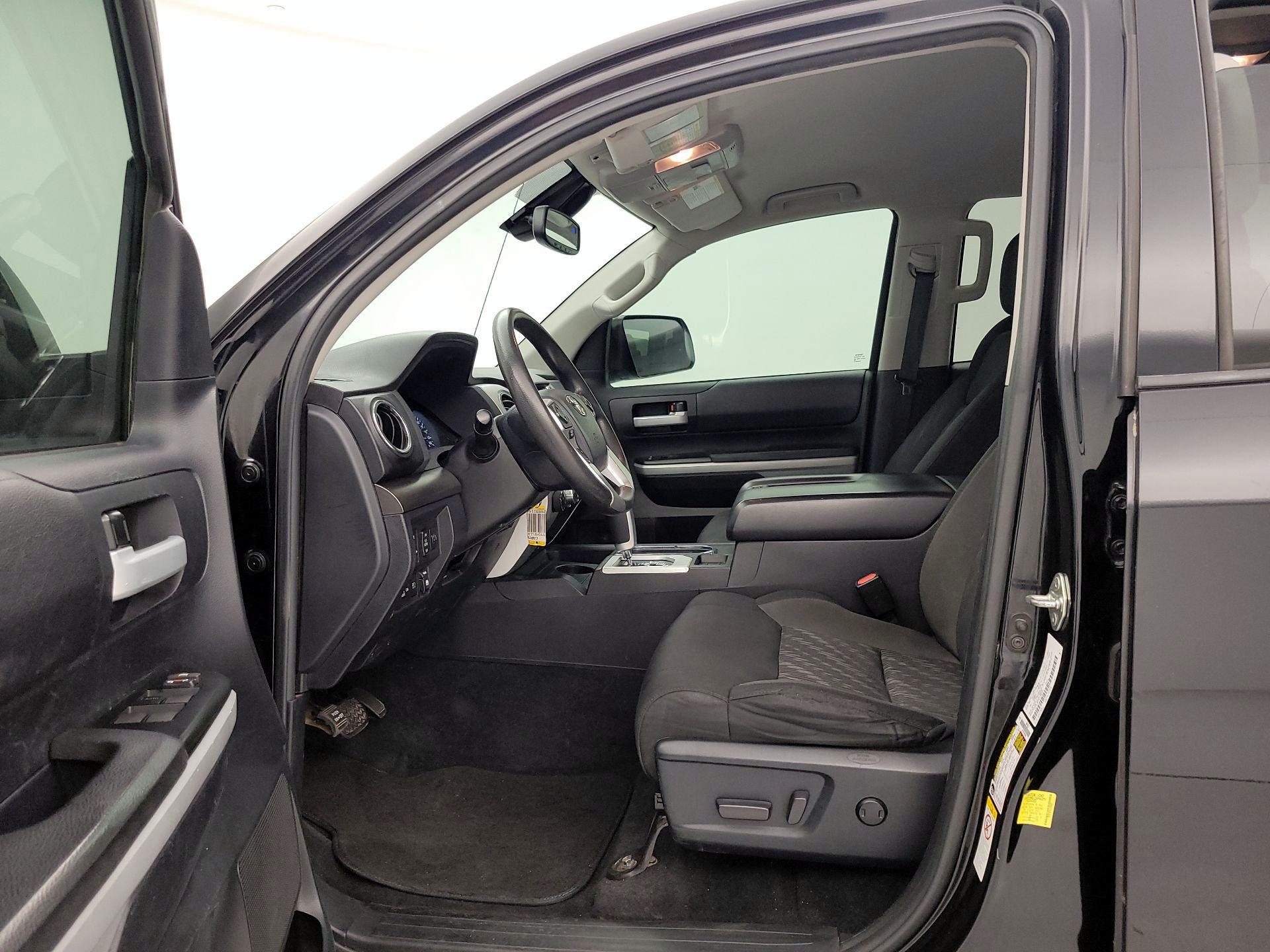 Thumbnail: 2018 Toyota Tundra - 11