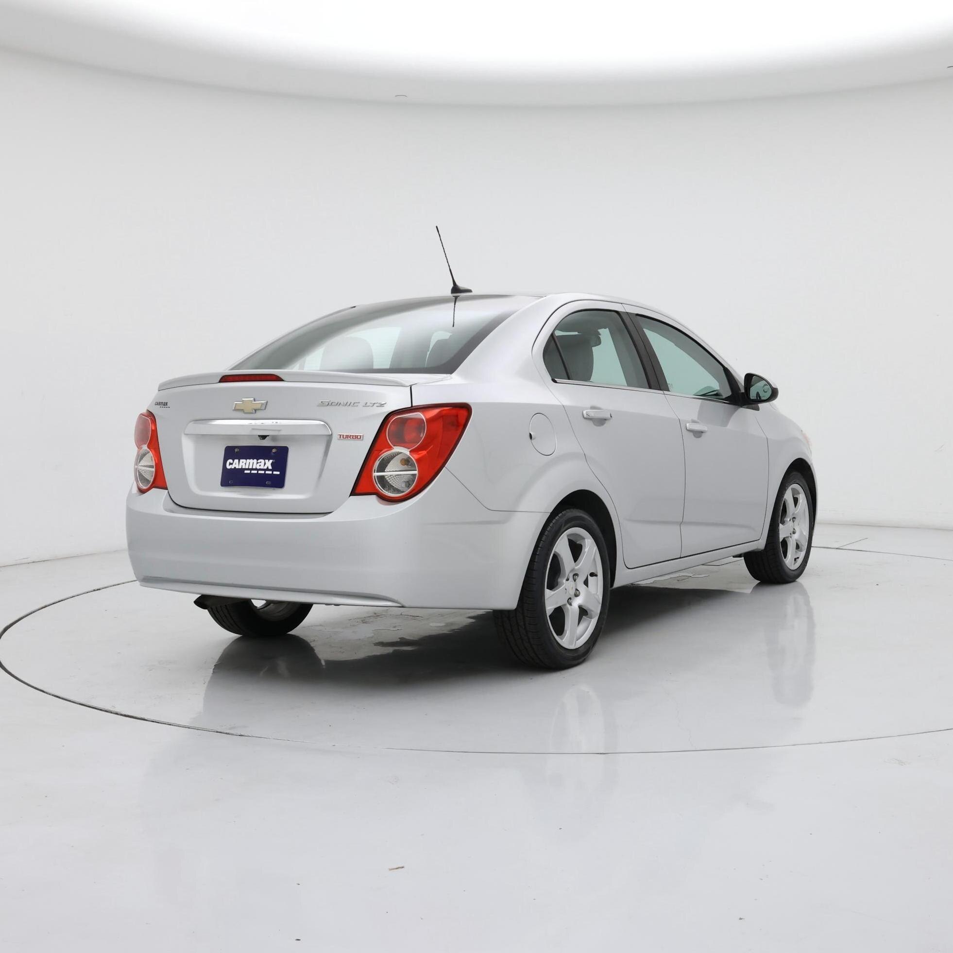 Thumbnail: 2014 Chevrolet Sonic - 8