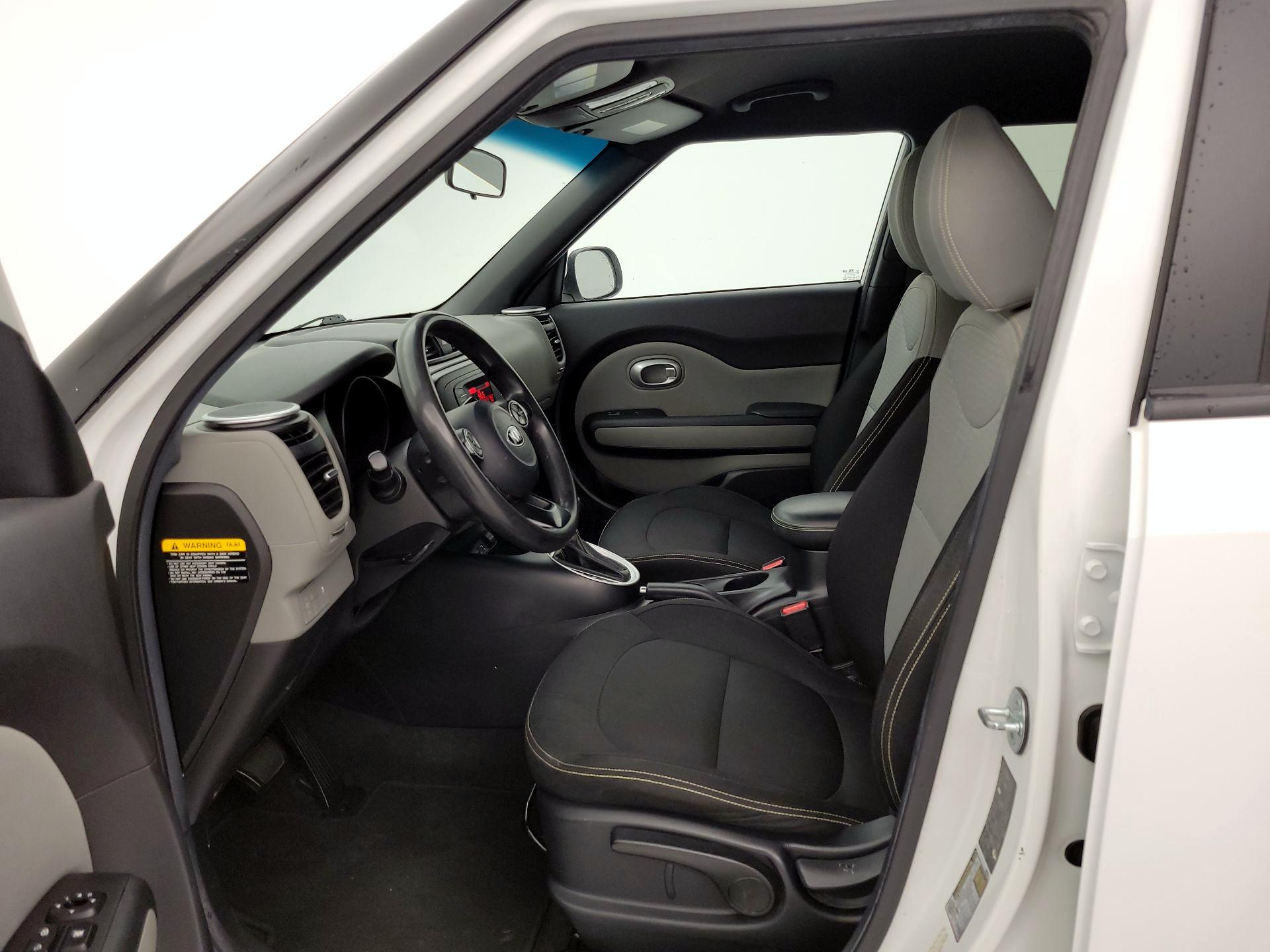 Thumbnail: 2015 Kia Soul - 11