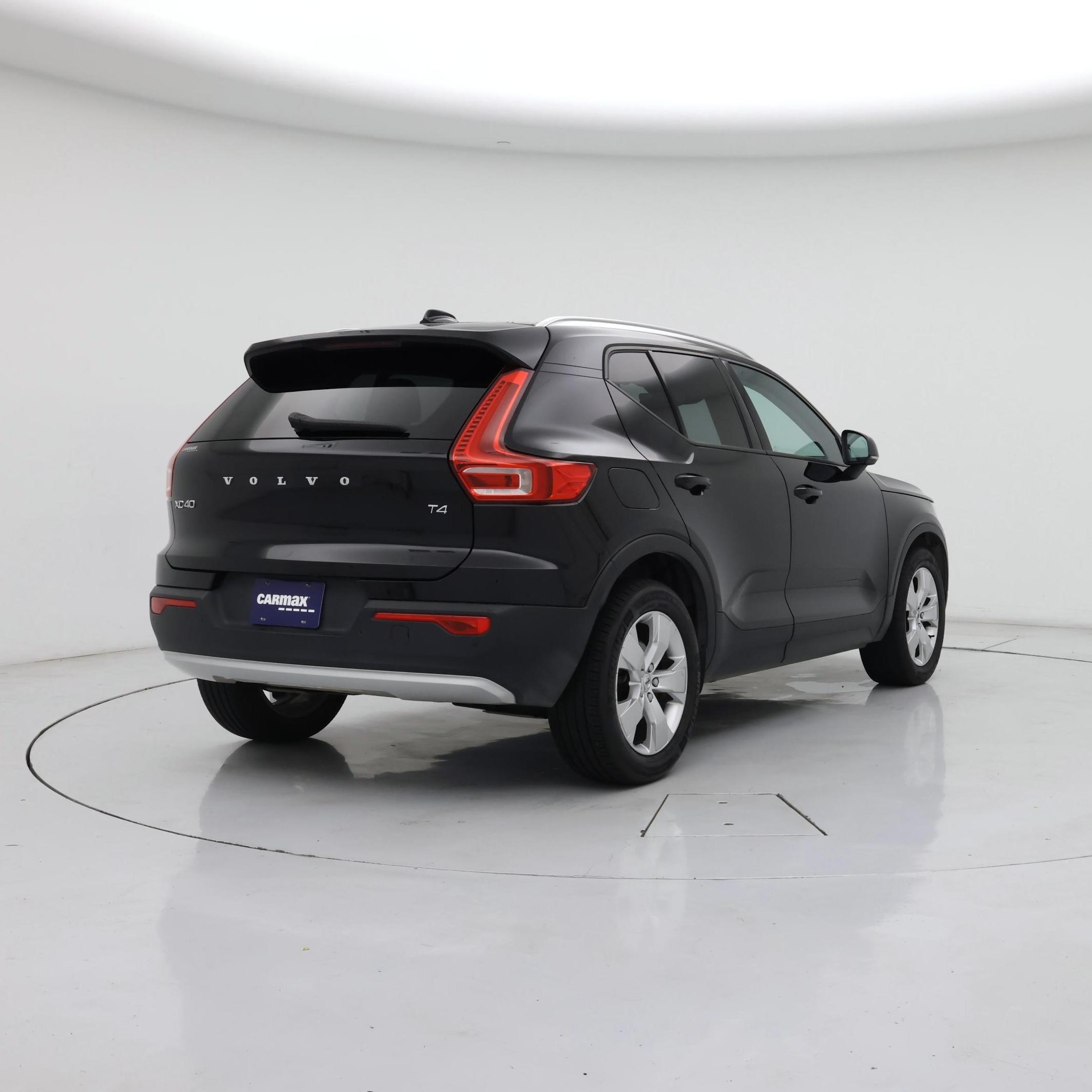 Thumbnail: 2020 Volvo XC40 - 8