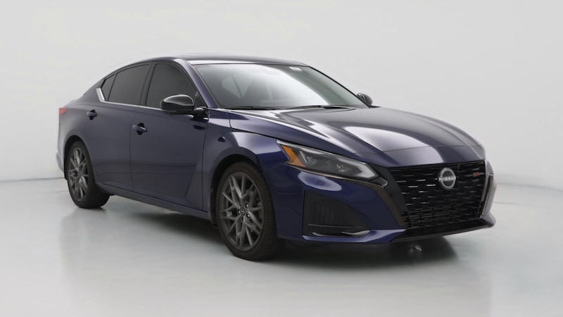 2023 Nissan Altima SR Hero Image
